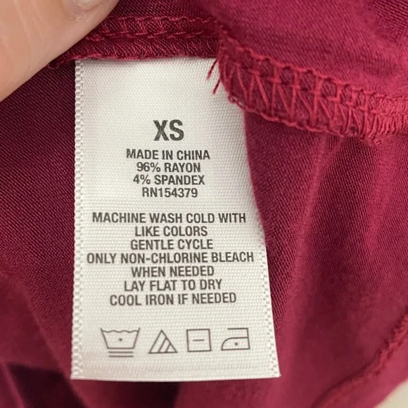 Aeropostale Solid Ruffled Cold-Shoulder Romper - Picture 8 of 8